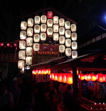 gion-2019-25-ato-yoi.jpg