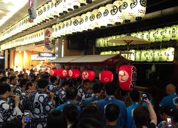 gion-2019-28-ato-yoi.jpg