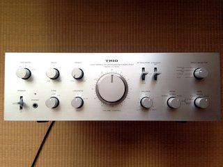 TRIO KA-8100 AMPLIFIER